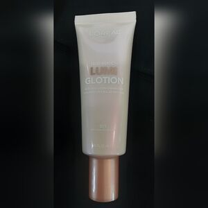 L'Oreal True Match Lumi Glotion - Fair Glow Shade 901 M141
